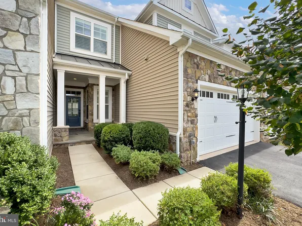 42821 Beaver Crossing Sq, Ashburn, VA 20148