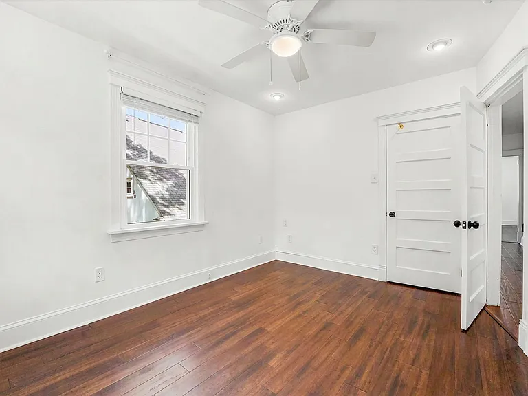 114 Biddle Rd — Photo 19
