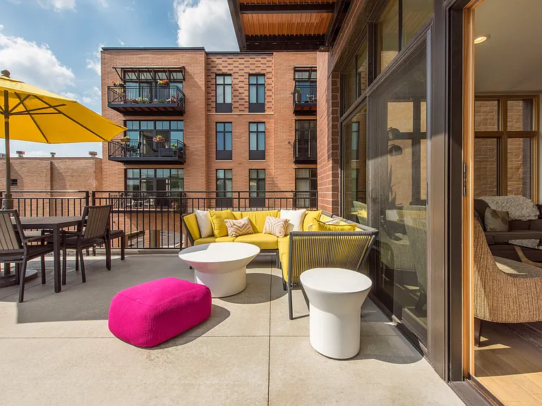 Beaumont Place Apartments — Photo 18