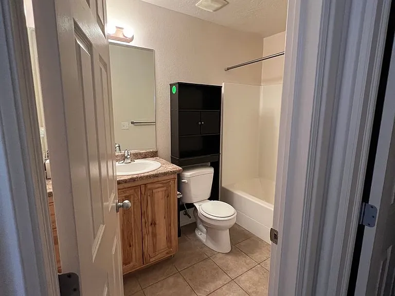296 N Torrey Pines Cir — Photo 16