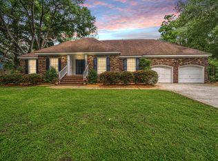 672 Old Plantation Rd, Charleston, SC 29412