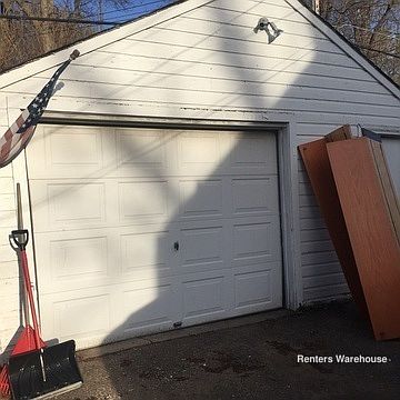 5th image of 1308 Burr St