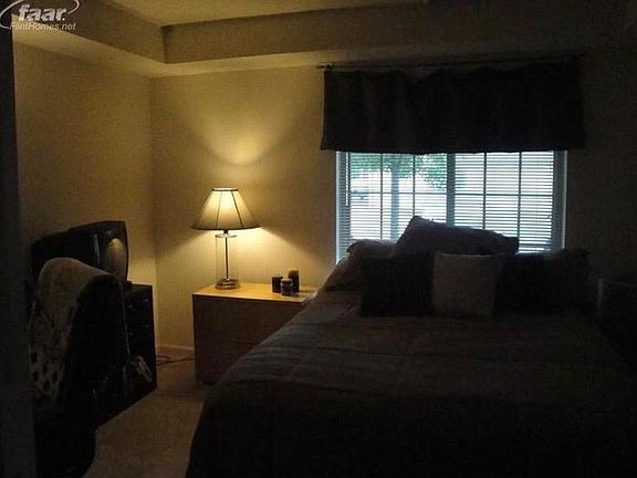 5th image of 14103 Pinehurst Ln