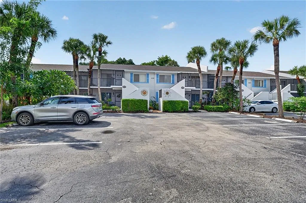 2 bed, 2.0 bath, 1314 sqft, $3,200 — Photo 1