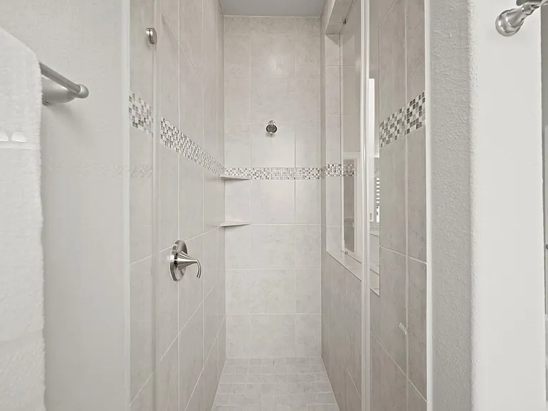 2714 Coastal Trl — Photo 21