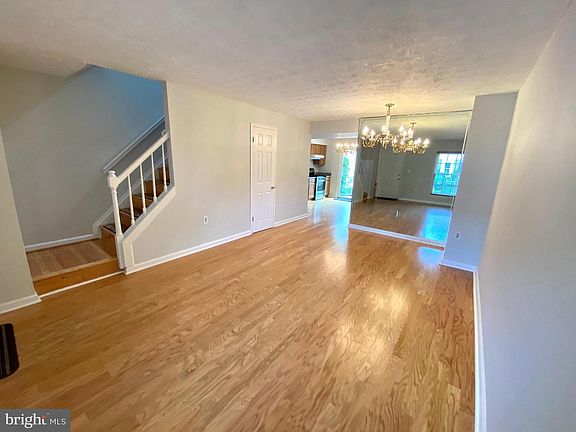 3rd image of 19609 White Saddle Dr