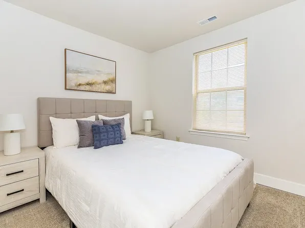 2103 Reamer Dr, Barrington, NJ