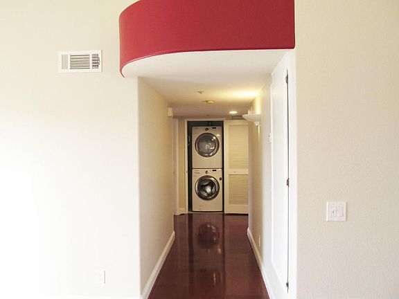 5th image of 16464 Avenida Venusto Unit E