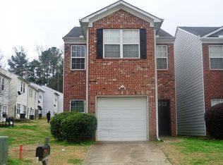 2810 Windsor Forrest Ct, College Park, GA