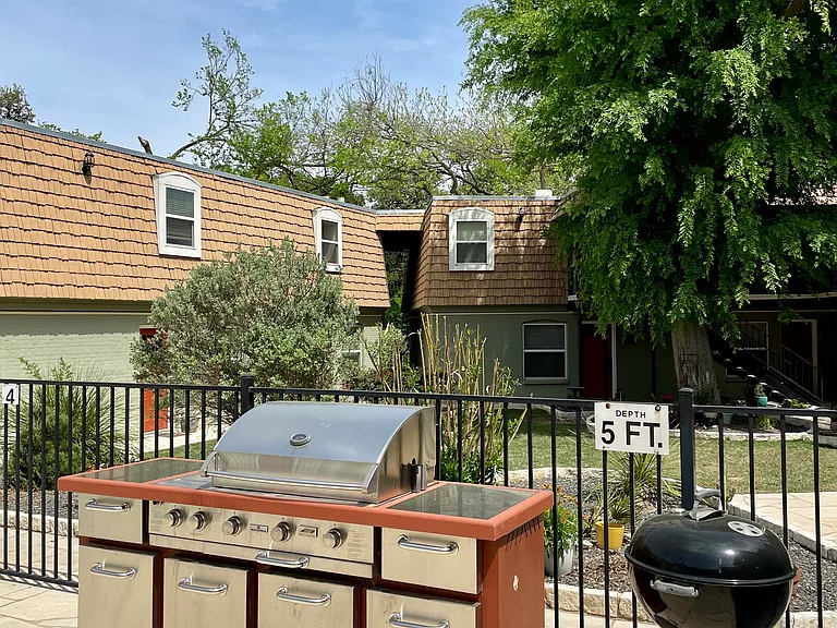 1500 Eastside Dr #114 — Photo 28