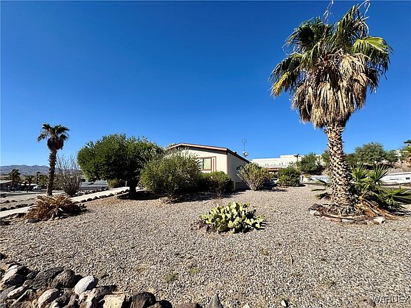 4th image of 2281 Merrill Avenue