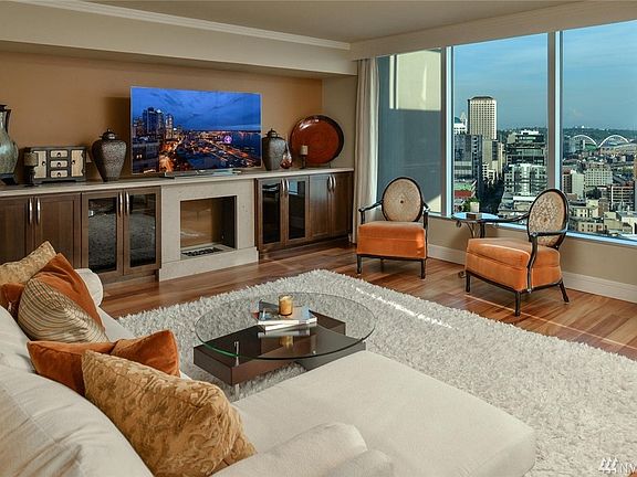 Views from every room!