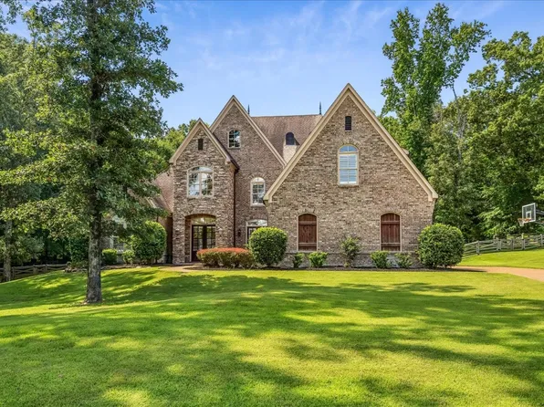 375 Westbury Ln, Eads, TN 38028