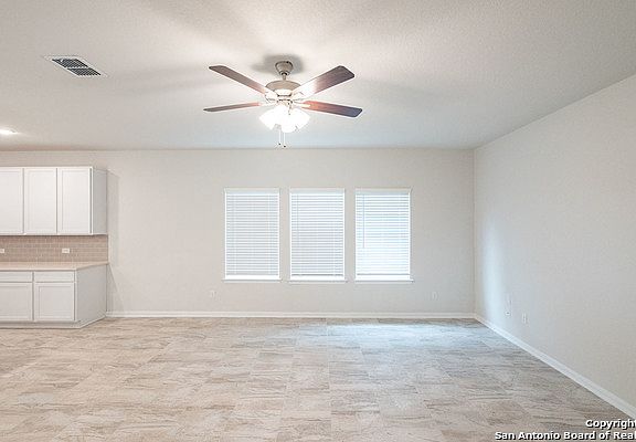 4th image of 11718 CLASSMORE GAP