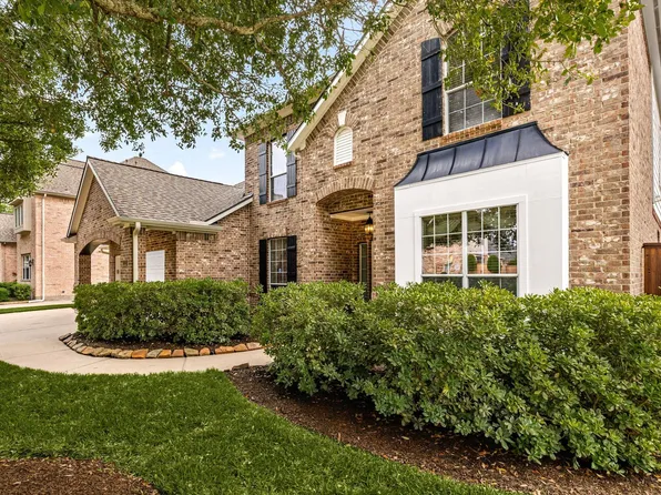 13322 Larkhill Gardens Ln, Sugar Land, TX 77498