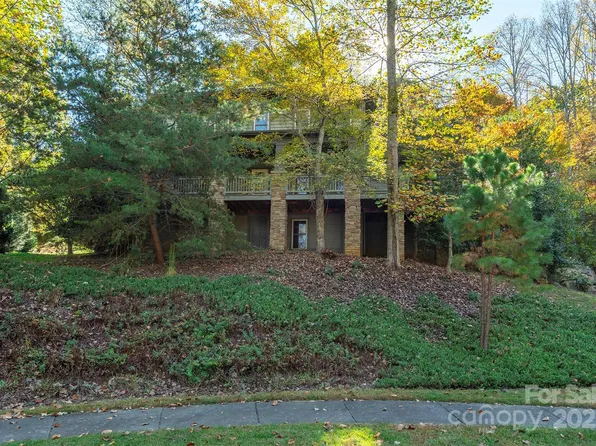 4 Yellow Owl Dr, Biltmore Lake, NC 28715