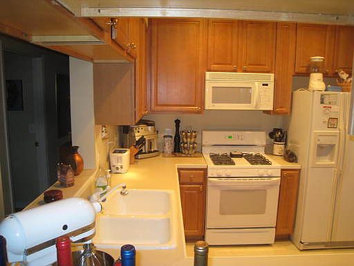 5th image of 2931 Deer Hollow Way Unit 306