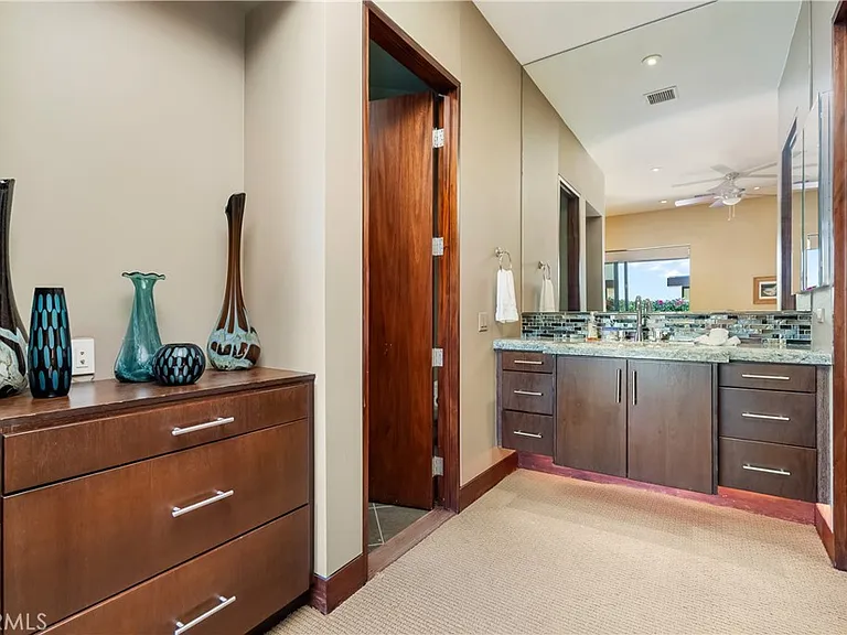 68 Royal Saint Georges Way — Photo 53