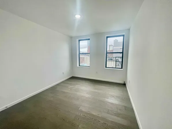 35 Rock Street image 8 of 30