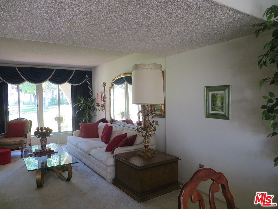 1st image of 25256 Avenida Dorena