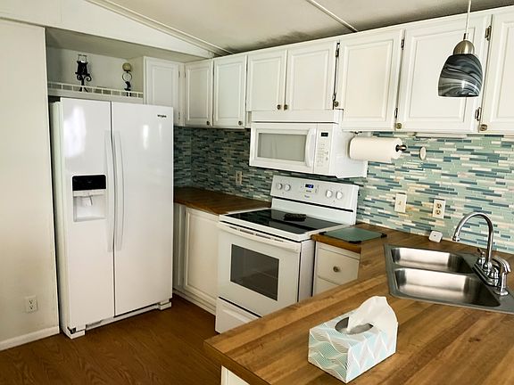 2nd image of 4370 Manatee Ln #18A