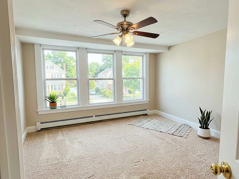 33 Elmwood Ave #2 — Photo 7