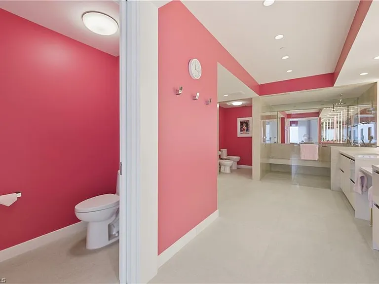8665 Bay Colony Dr #2001 — Photo 12