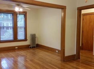 7136 N Wolcott Ave #1, Chicago, IL 60626