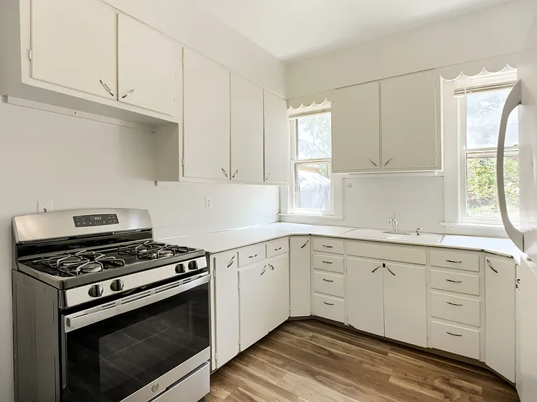 1410 Washington Avenue - #1 — Photo 9
