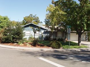 2 Dunmar Ln, Stockton, CA 95207