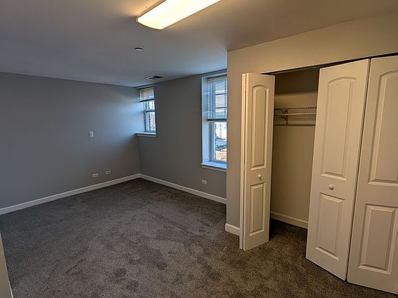 5th image of 7534 N Claremont Ave