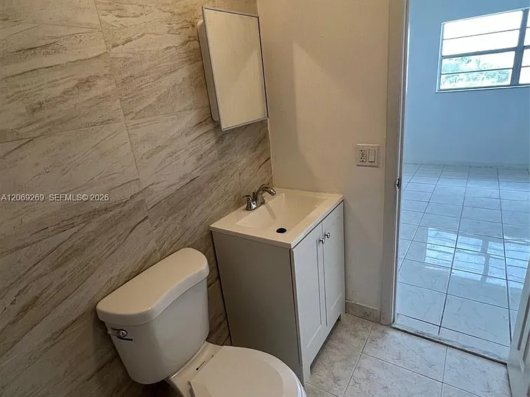 10500 SW 8th St #410 — Photo 12