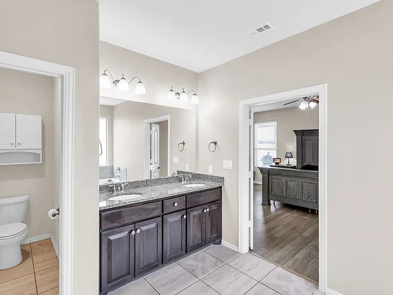 2313 Sky View Rd — Photo 23