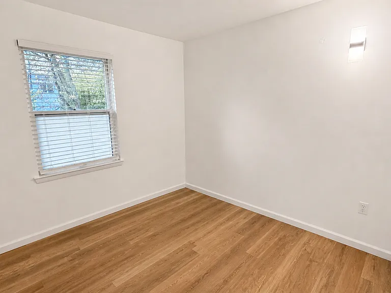 54 David Brearly Ct — Photo 12