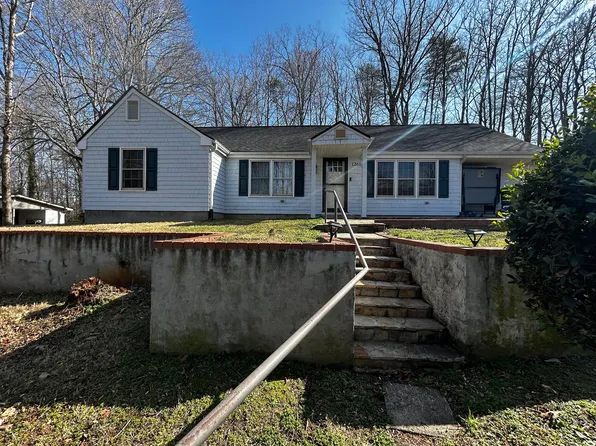 1260 Blanton St, Columbus, NC 28722