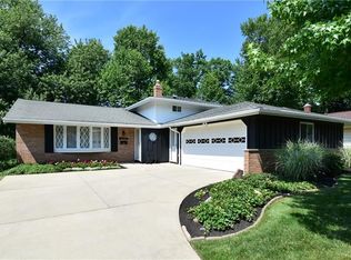 26526 Fairfax Ln, North Olmsted, OH
