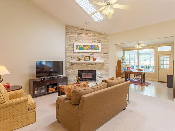 5th image of 1775 Carollee Ln