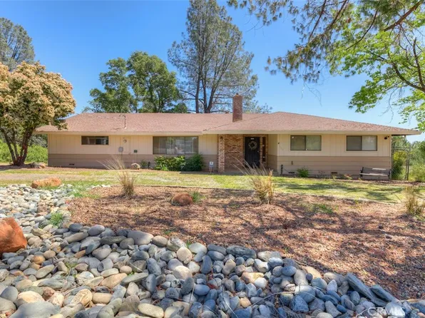 135 Riverview Dr, Oroville, CA 95966
