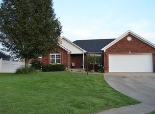 3005 New Chapel Rd, Jeffersonville, IN 47130