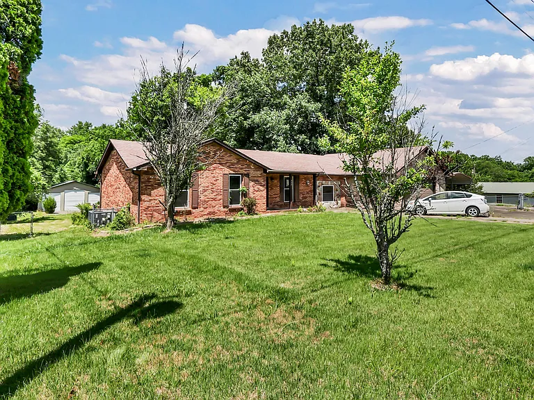 777 Helton Dr — Photo 28