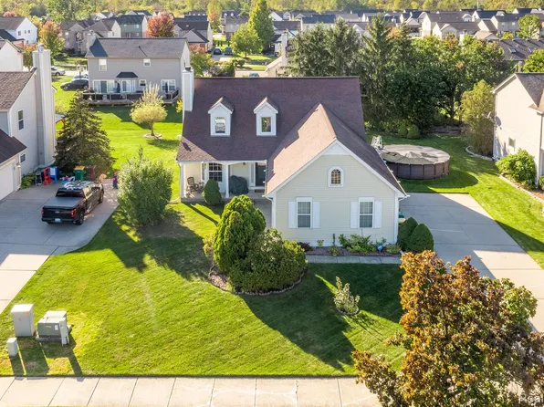 7222 Sadie Ln, Belleville, MI 48111