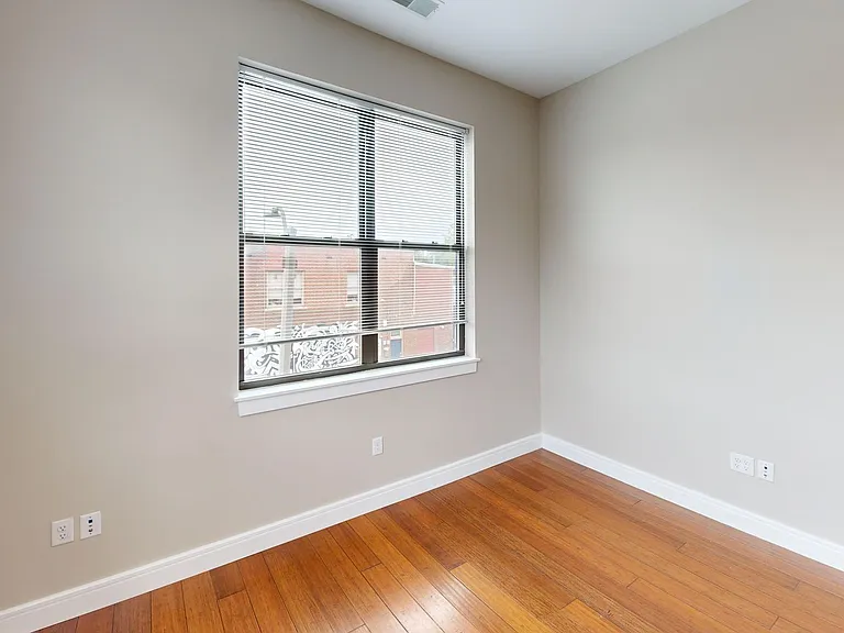 4400 Manchester Ave — Photo 27