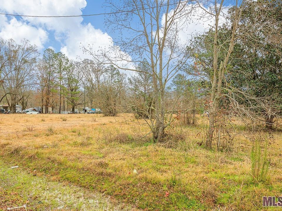 2nd image of 35270 Ernest Stilley Rd