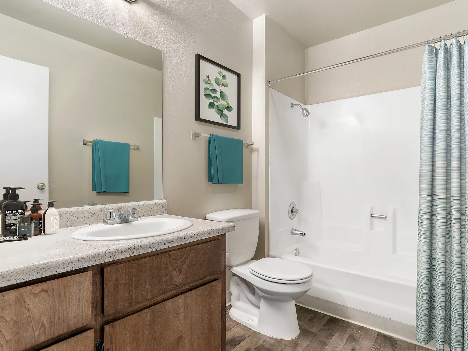 Avalon Place — Photo 3