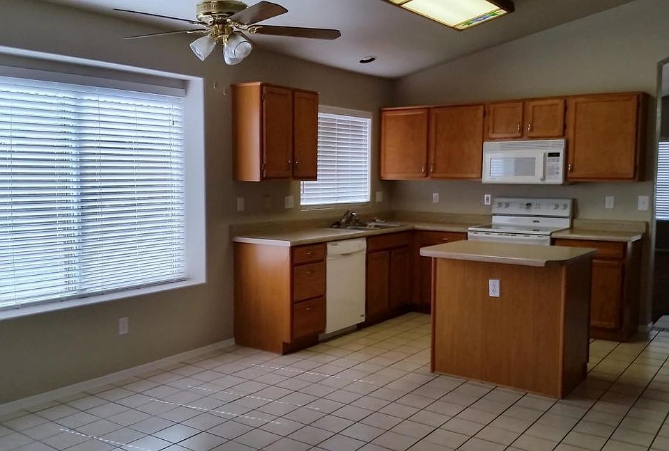 1st image of 5981 W Saragosa Ct