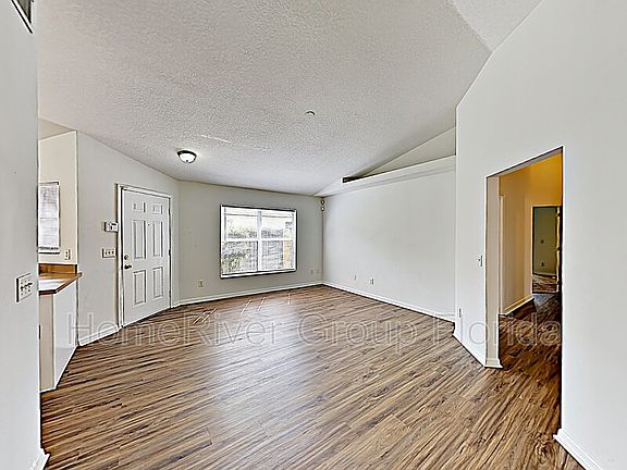 4th image of 518 Dharma Cir