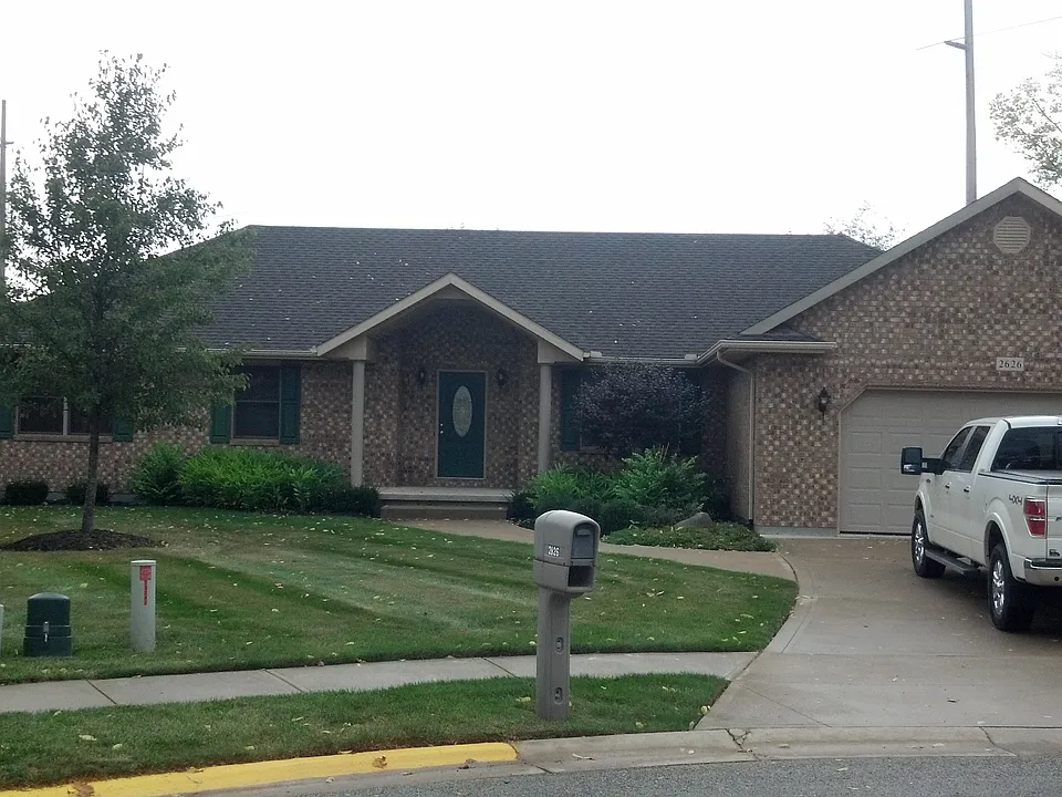 Bridlewood Dr