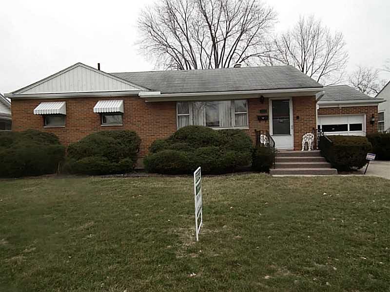 2nd image of 518 Rosewood Ave