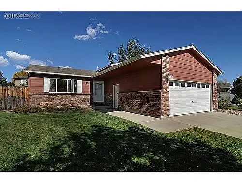 557 Sherri Dr Photo 1