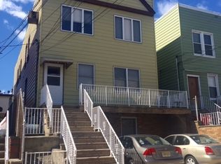 32 W 52nd St, Bayonne, NJ 07002